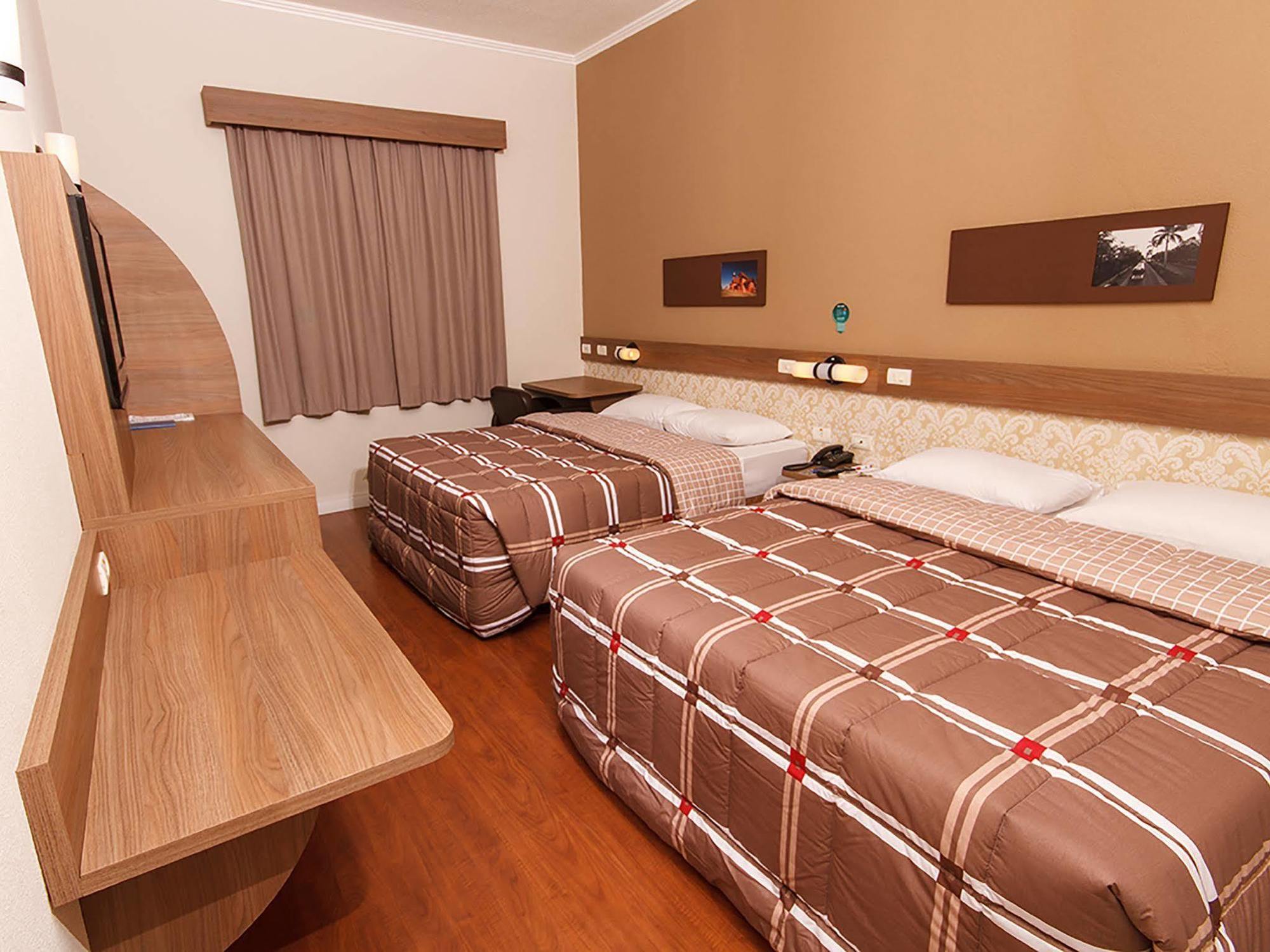 Hotel 10 Joinville Dış mekan fotoğraf